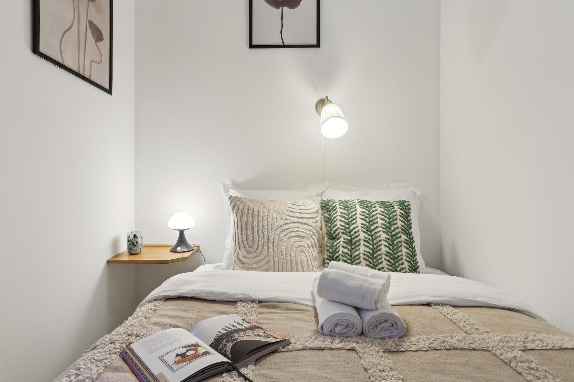Les Invalides & Eiffel Tower - 1br - Cityapartmentstay Parigi