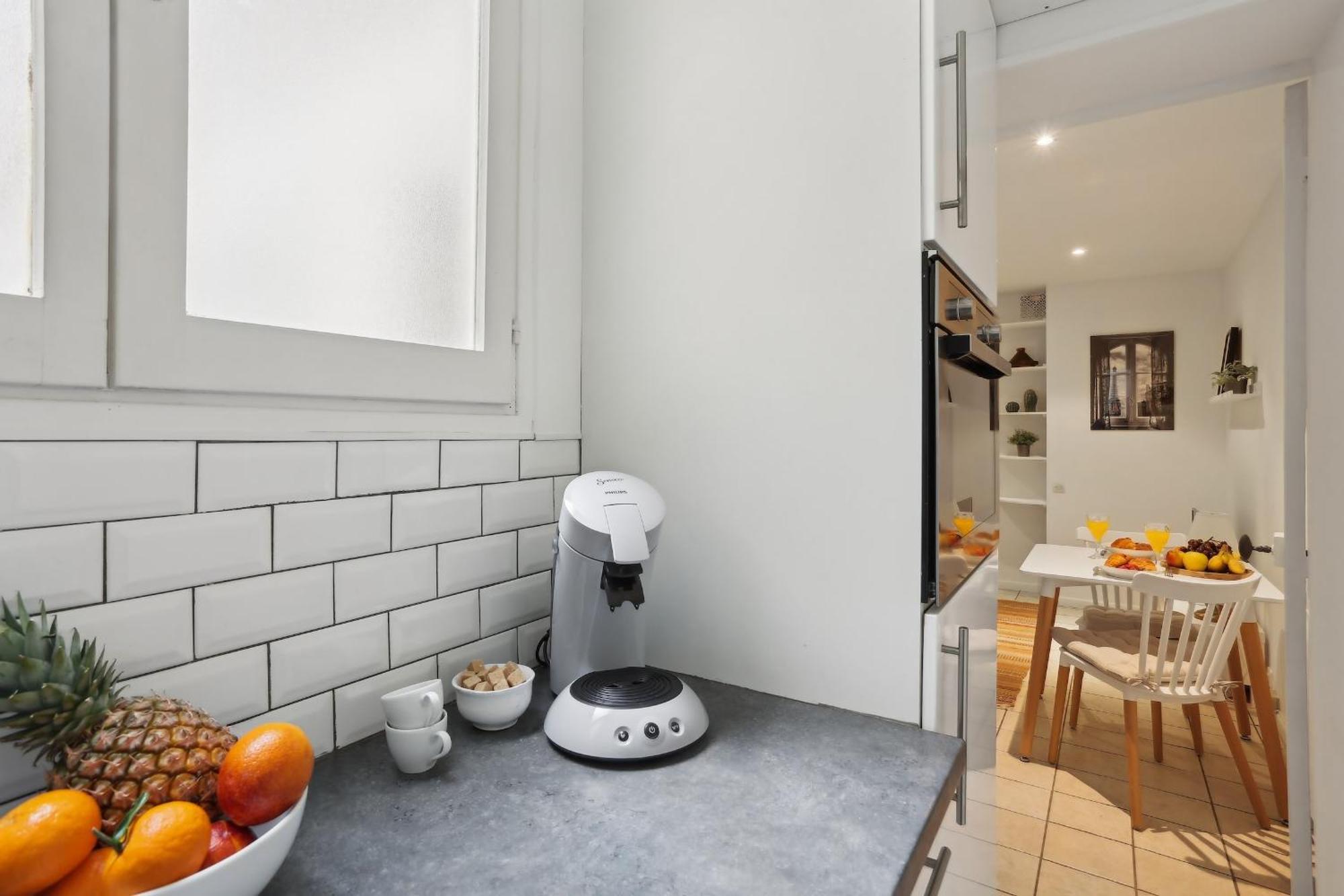 Les Invalides & Eiffel Tower - 1br - Cityapartmentstay Parigi